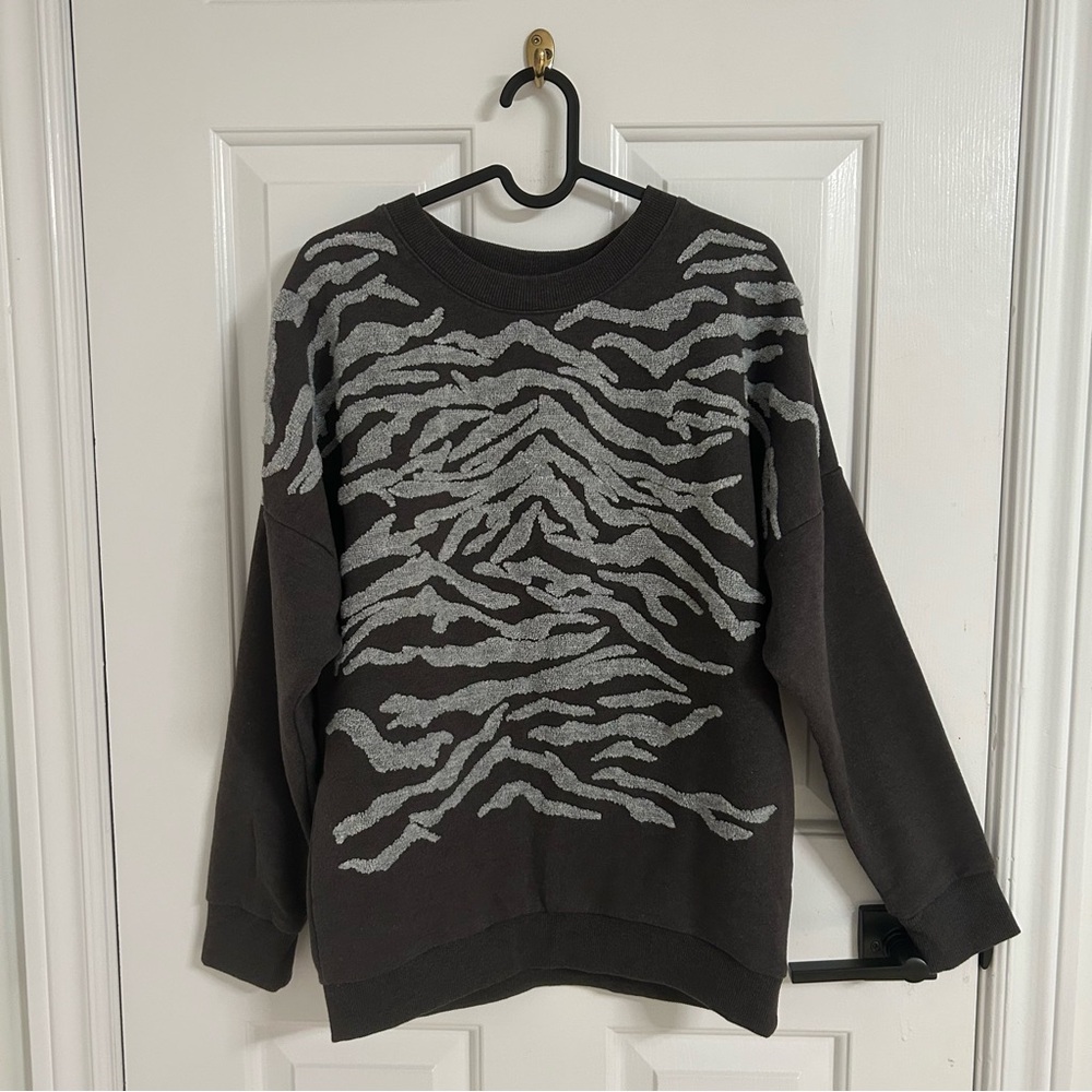 All Saints Gray Crewneck Sweater with Bold Pattern